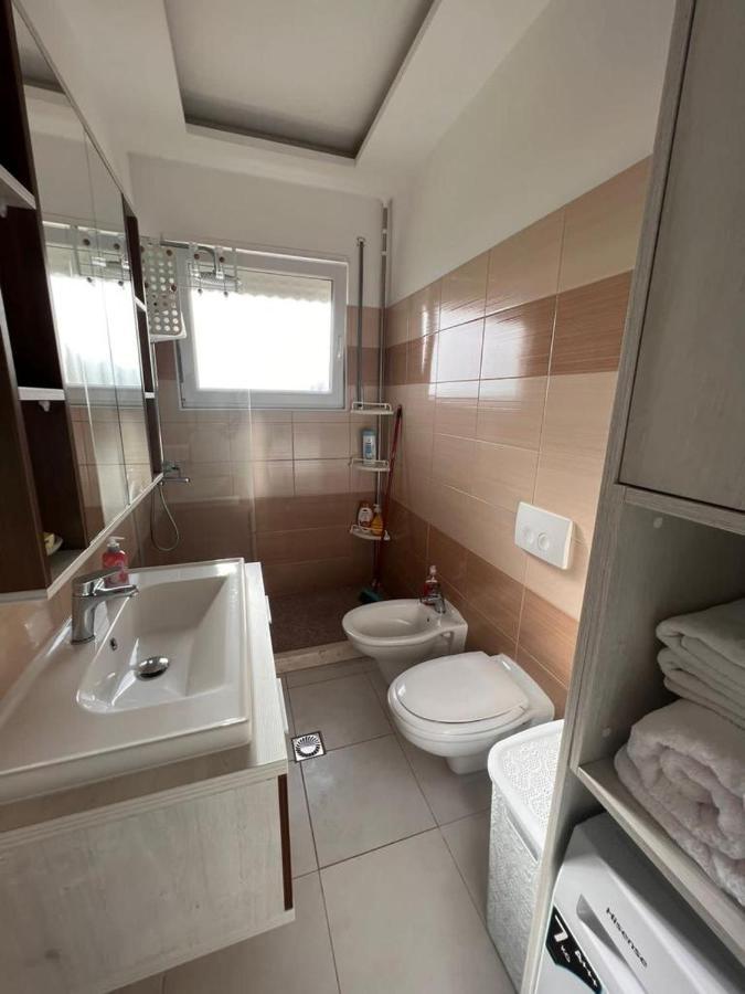Soleil Apartment With Sunbed & Umbrella Vlorë 외부 사진