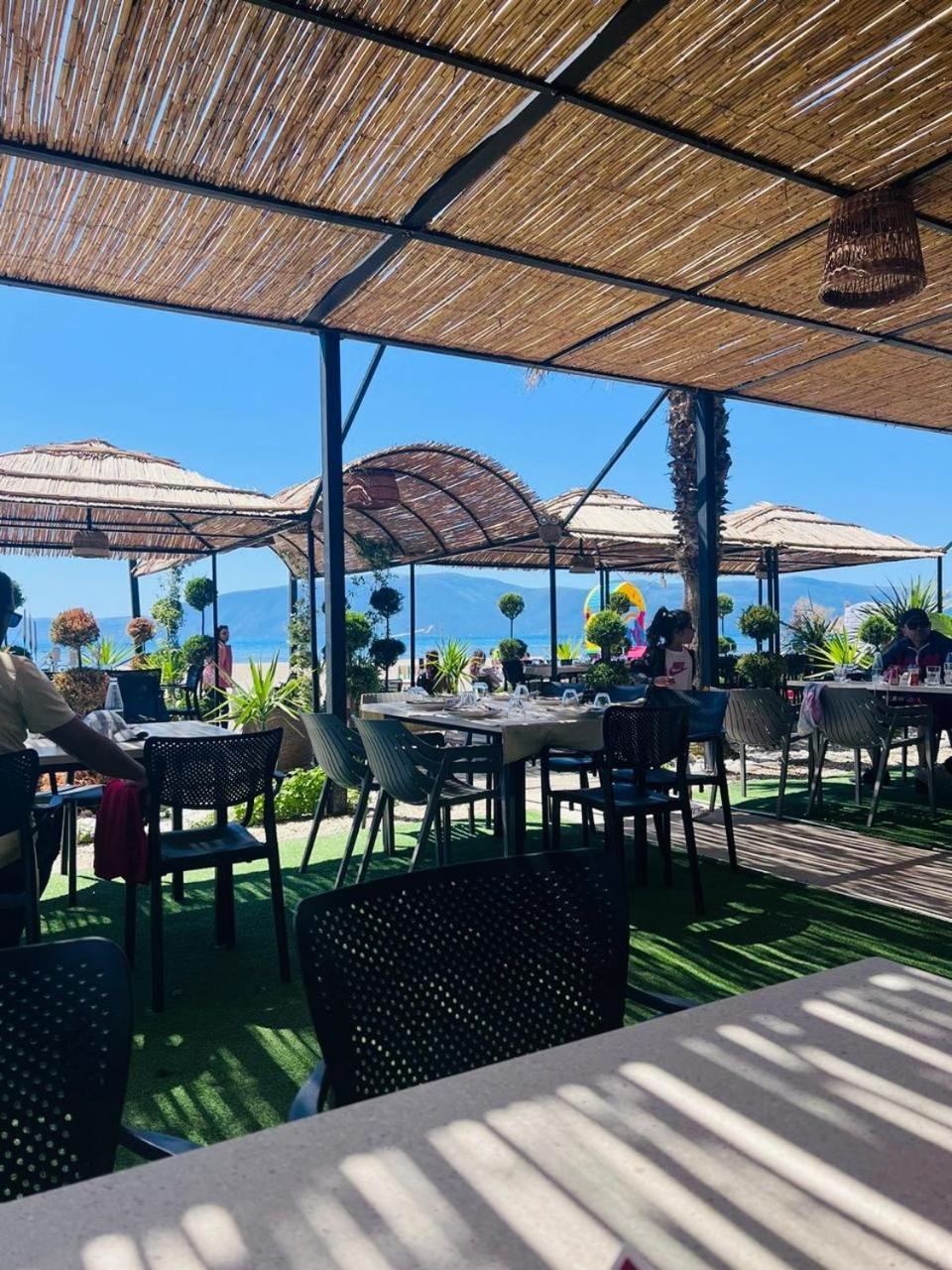 Soleil Apartment With Sunbed & Umbrella Vlorë 외부 사진